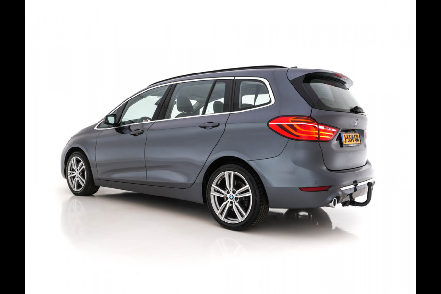 BMW 2 Serie Gran Tourer 220d High Executive Luxury-Line M-Aerodynamica Aut. *NAVI-FULLMAP | DAKOTA-FULL-LEATHER| FULL-LED | CAMERA | KEYLESS | HIFI-SOUND | ECC | PDC | CRUISE | AMBIENT-LIGHT | COMFORT-SEATS | TOWBAR | 18''ALU*