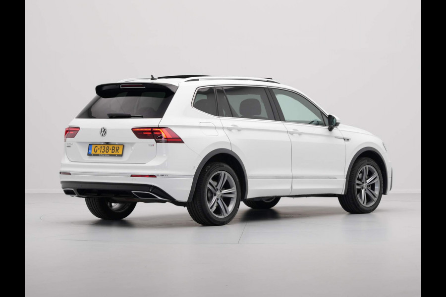 Volkswagen Tiguan Allspace 1.5 TSI Highline R-Line 7p. Panorama Trekhaak Camera Stoelverwarming 259