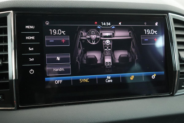 Škoda Karoq 1.0 TSI Style | Leder | Virtual Cockpit | Carplay | Stoel & Stuurverwarming | Camera | Canton | Full LED | Trekhaak | Keyless