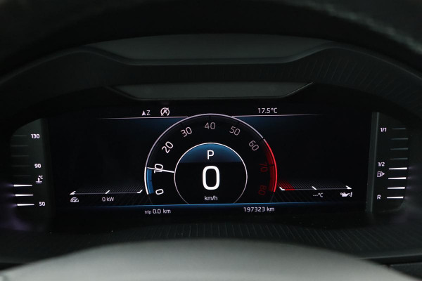 Škoda Karoq 1.0 TSI Style | Leder | Virtual Cockpit | Carplay | Stoel & Stuurverwarming | Camera | Canton | Full LED | Trekhaak | Keyless