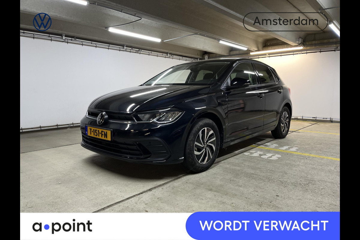 Volkswagen Polo 1.0 TSI Life 95 pk | Verlengde garantie | Navigatie | Achteruitrijcamera | Parkeersensoren | Stoelverwarming |