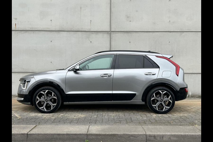 Kia Niro 1.6 GDi Hybrid ExecutiveLine Automaat | Schuif-/Kanteldak | Leder | Harman/Kardon | 18” Velgen | Stoelverkoeling | Camera | Navi | Stuur-/Stoelverwarming | Clima | Key-Less | Apple CarPlay/Android Auto | PDC | Cruise | LED |