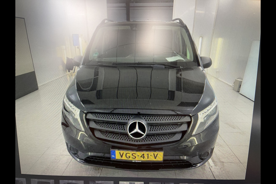 Mercedes-Benz Vito 114 CDI Extra Lang DC 5 persoons Comfort / dubbele schuifdeur ! / vaste prijs rijklaar € 32.950 ex btw / lease vanaf € 589 / airco / cruise / lichtmetalen velgen 18 inch / sidebars