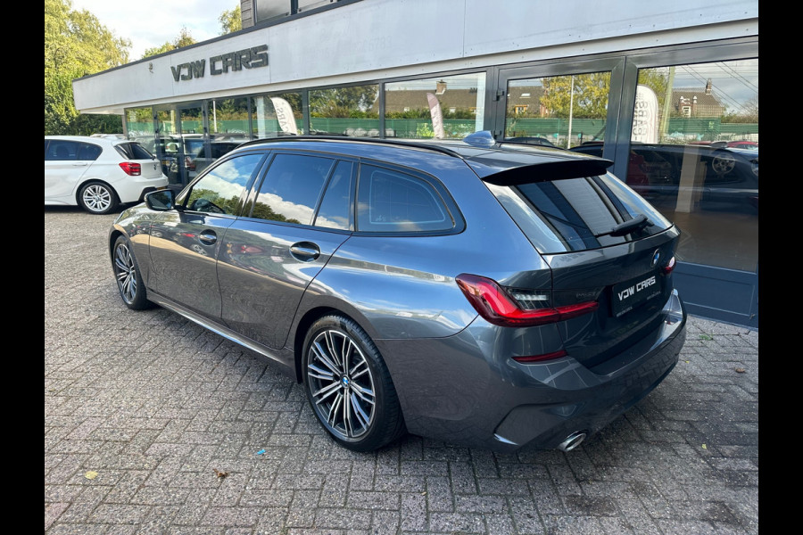 BMW 3 Serie Touring 318i High Executive | M Sport | Sfeerverlichting