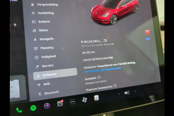 Tesla Model 3 Standard RWD Plus 60 kWh Autopilot Navi Carplay Leder Panoramadak