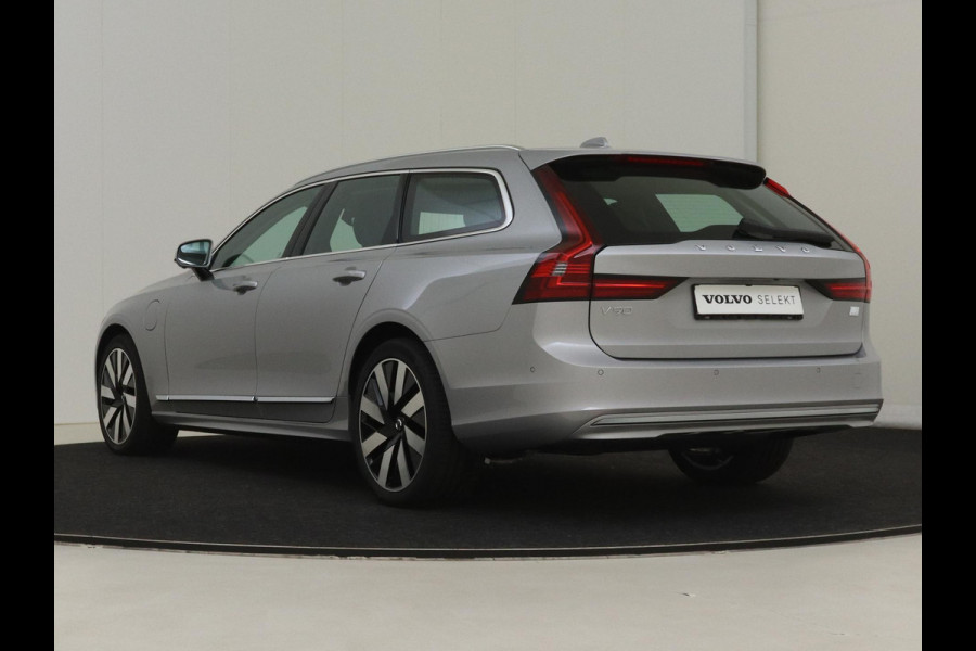 Volvo V90 2.0 T6 Recharge AWD Ultimate Bright / Head Up Display / 360 Camera / Panorama Schuif-Kanteldak / Bowers & Wilkins Audio / Stoel Koel-Verwarming / Trekhaak /