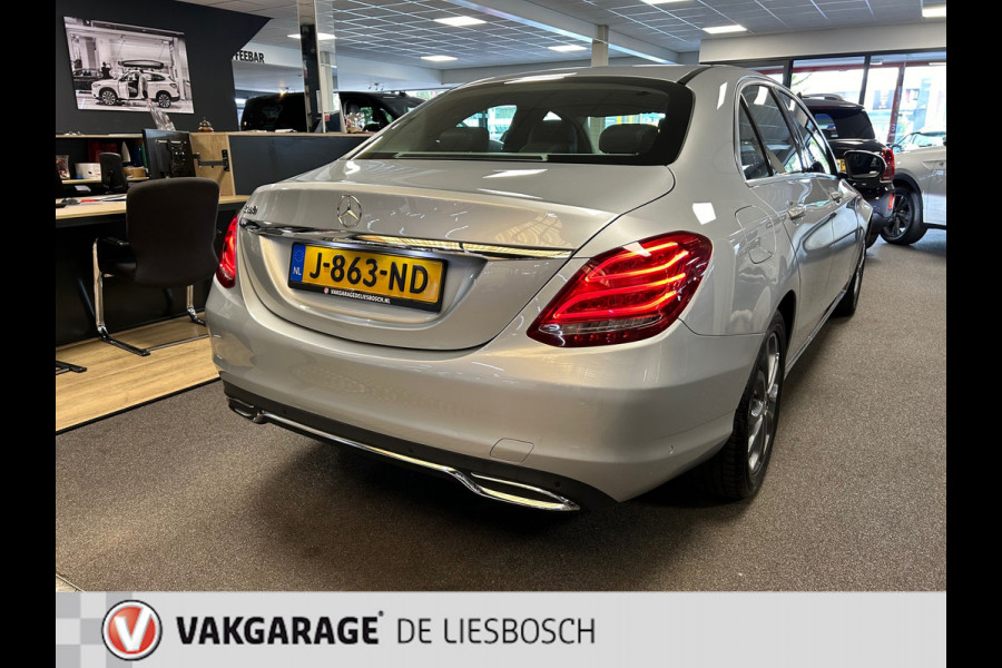 Mercedes-Benz C-Klasse 180 Premium Plus Pack / Automaat / cruise-control / dodehoek detectie