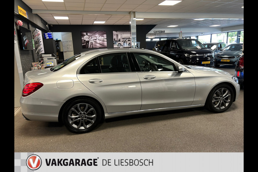 Mercedes-Benz C-Klasse 180 Premium Plus Pack / Automaat / cruise-control / dodehoek detectie