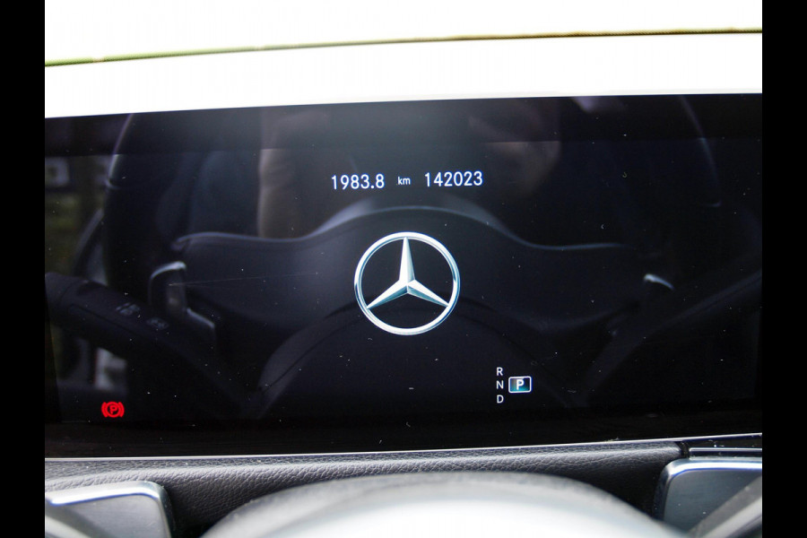 Mercedes-Benz Glb 250 4MATIC Premium | Apple Carplay | Camera | Panoramadak | Navi | Cruise Control |