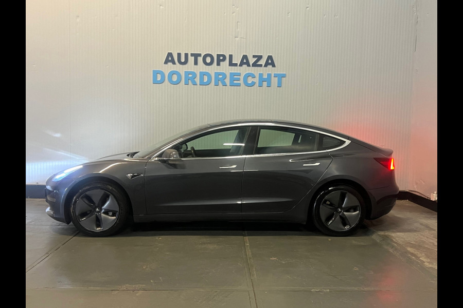 Tesla Model 3 Standard RWD Plus 60 kWh