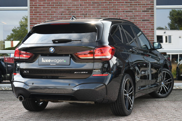 BMW X1 xDrive25e M-Sport Pano HUD 19inch Leder El-Klep