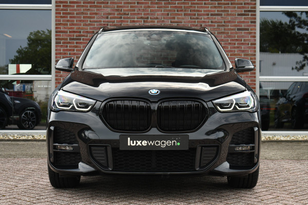 BMW X1 xDrive25e M-Sport Pano HUD 19inch Leder El-Klep