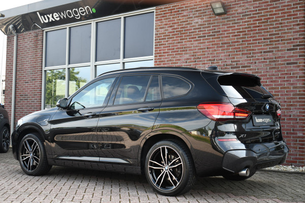 BMW X1 xDrive25e M-Sport Pano HUD 19inch Leder El-Klep