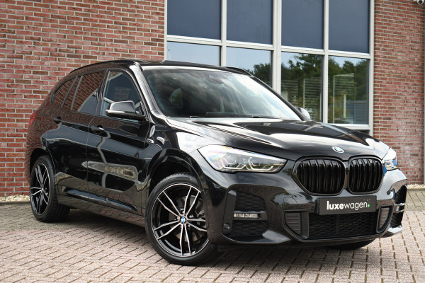 BMW X1 xDrive25e M-Sport Pano HUD 19inch Leder El-Klep