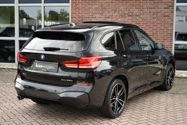 BMW X1 xDrive25e M-Sport Pano HUD 19inch Leder El-Klep