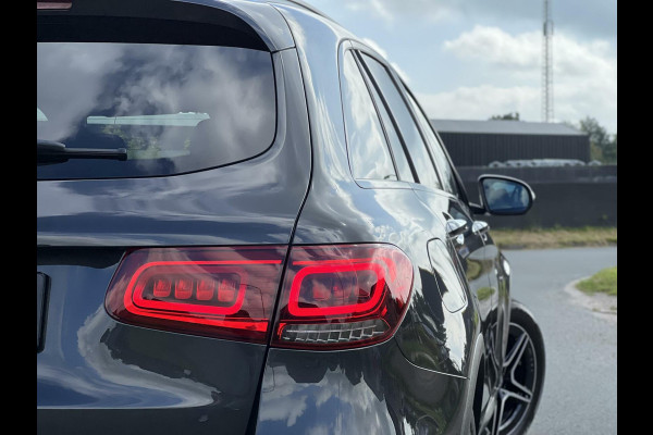 Mercedes-Benz GLC 300e 4MATIC AMG Panoramadak|Luchtvering|Burmester®|Camera 360°|Keyless|Stuurverw.|Distronic|Head-up|Night pakket