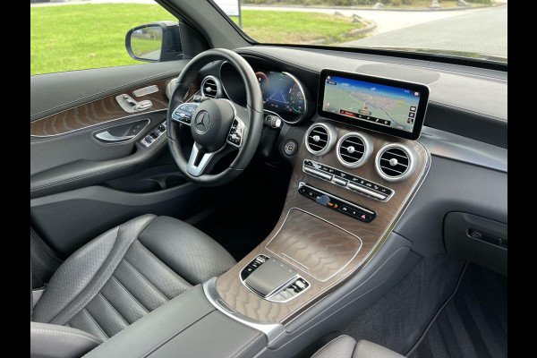 Mercedes-Benz GLC 300e 4MATIC AMG Panoramadak|Luchtvering|Burmester®|Camera 360°|Keyless|Stuurverw.|Distronic|Head-up|Night pakket