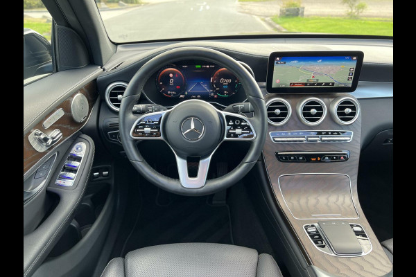 Mercedes-Benz GLC 300e 4MATIC AMG Panoramadak|Luchtvering|Burmester®|Camera 360°|Keyless|Stuurverw.|Distronic|Head-up|Night pakket