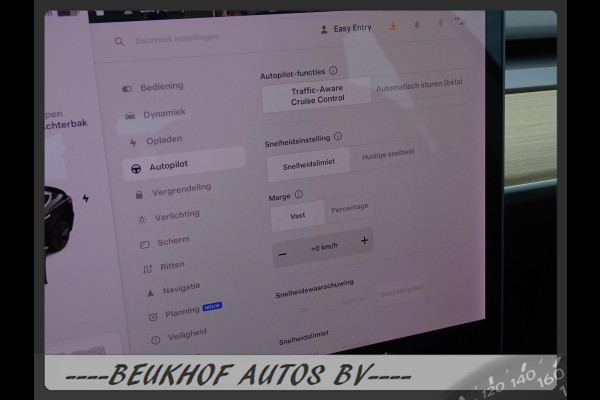 Tesla Model 3 Standard RWD Plus Autopilot beta Leer Trekhaak