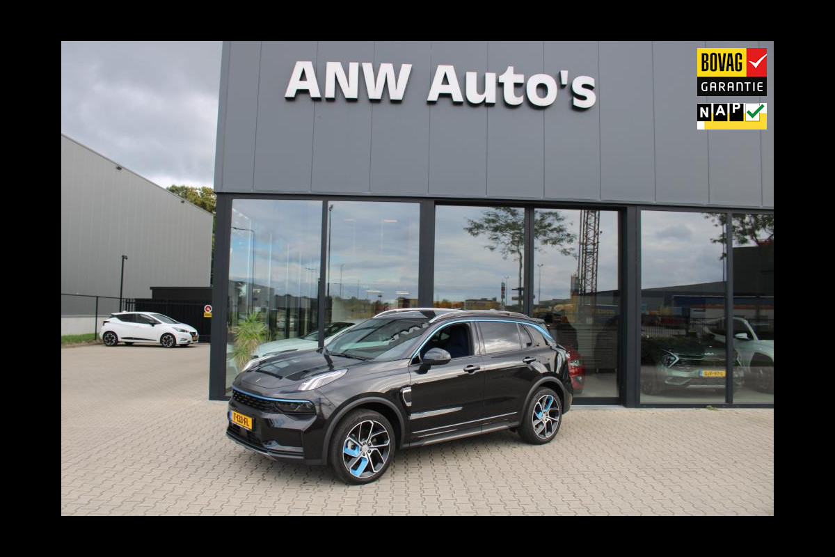 Lynk & Co 01 1.5 Full option Zwarte Hemel Prijs is rijklaar