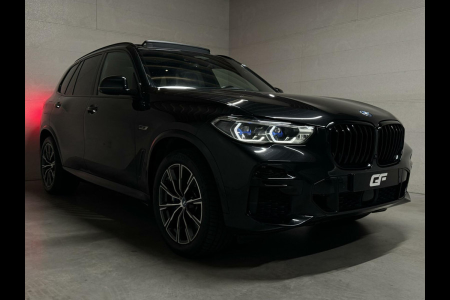 BMW X5 xDrive45e M-Sport Pano Laser HUD 360 Luchtvering Trek