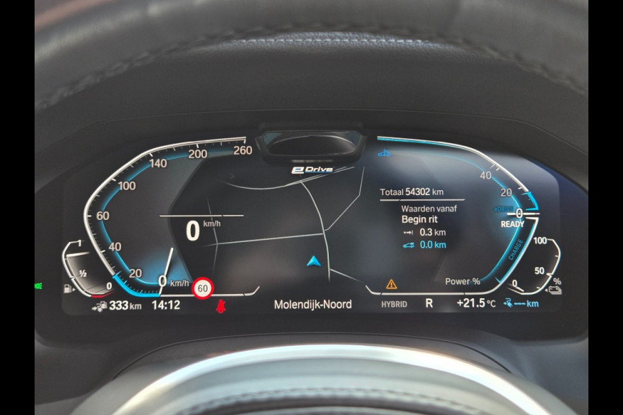 BMW 3-serie 330E M SPORT I PANORAMA I HARMAN KARDON I LASER I