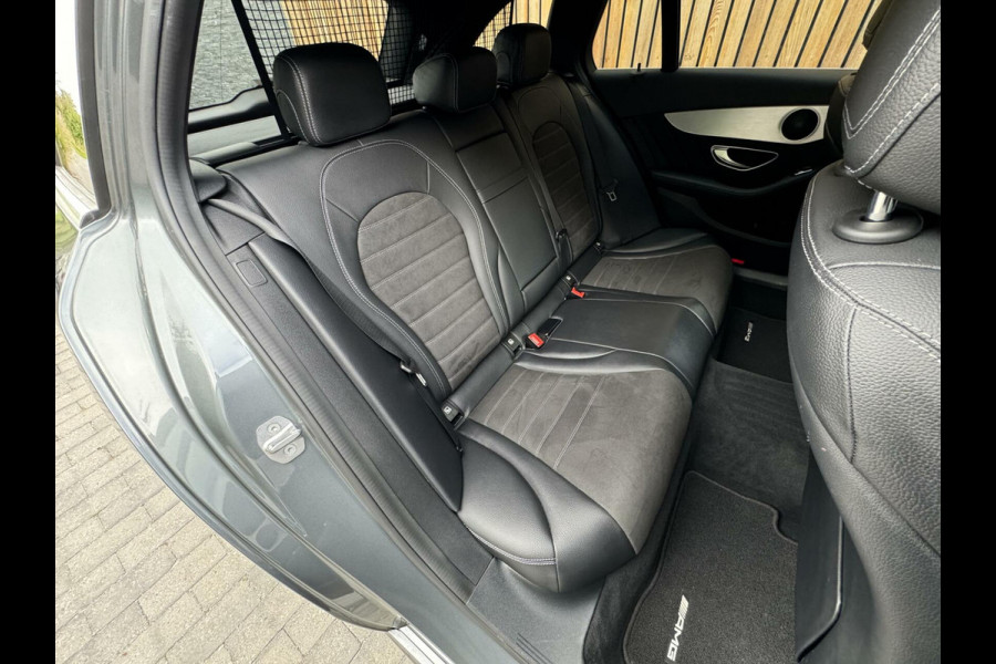 Mercedes-Benz C-Klasse Estate 180 AMG-styling | Navigatie | LED | Rondomzicht camera | Leer/alcantara bekleding | Getint glas | Parkeersensoren voor en