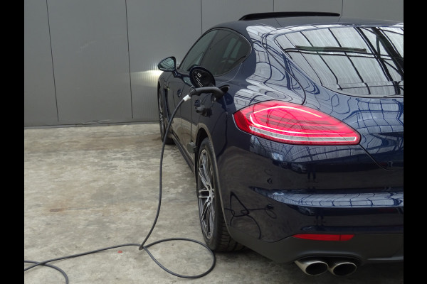 Porsche Panamera 3.0 S E-Hybrid * TOP STAAT * LAGE KM !!