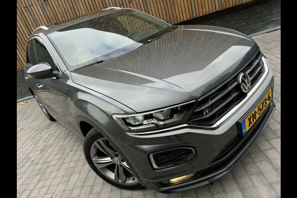 Volkswagen T-Roc 2.0 TSI 4Motion R-line Automaat | Panoramadak | Navigatiesysteem | LED | Achteruitrijcamera | Keyless entry/start | Getint glas