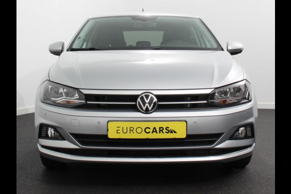 Volkswagen Polo 1.0 TSI Highline DSG | Navigatie | Apple Carplay / Android Auto | Adaptive Cruise Control |  Parkeersensoren | Extra Getint Glas | Voorstoelen Verwarmd |