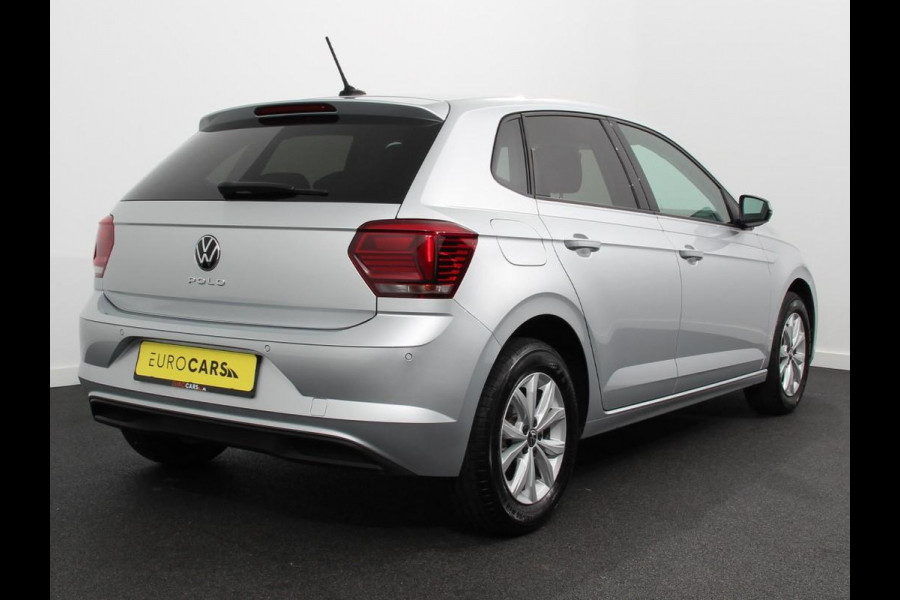 Volkswagen Polo 1.0 TSI Highline DSG | Navigatie | Apple Carplay / Android Auto | Adaptive Cruise Control |  Parkeersensoren | Extra Getint Glas | Voorstoelen Verwarmd |