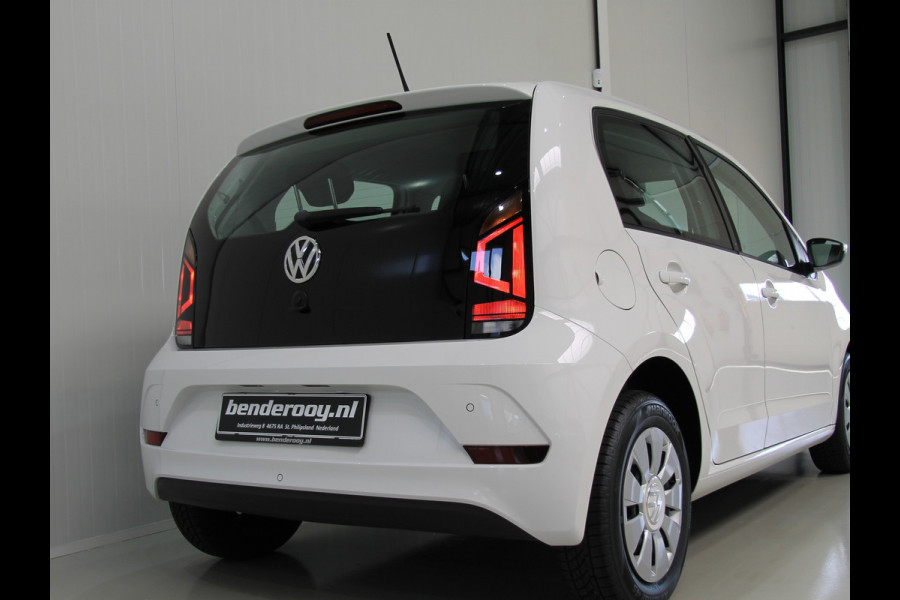 Volkswagen up! 1.0 BMT move up! Cruise | Apps | Camera