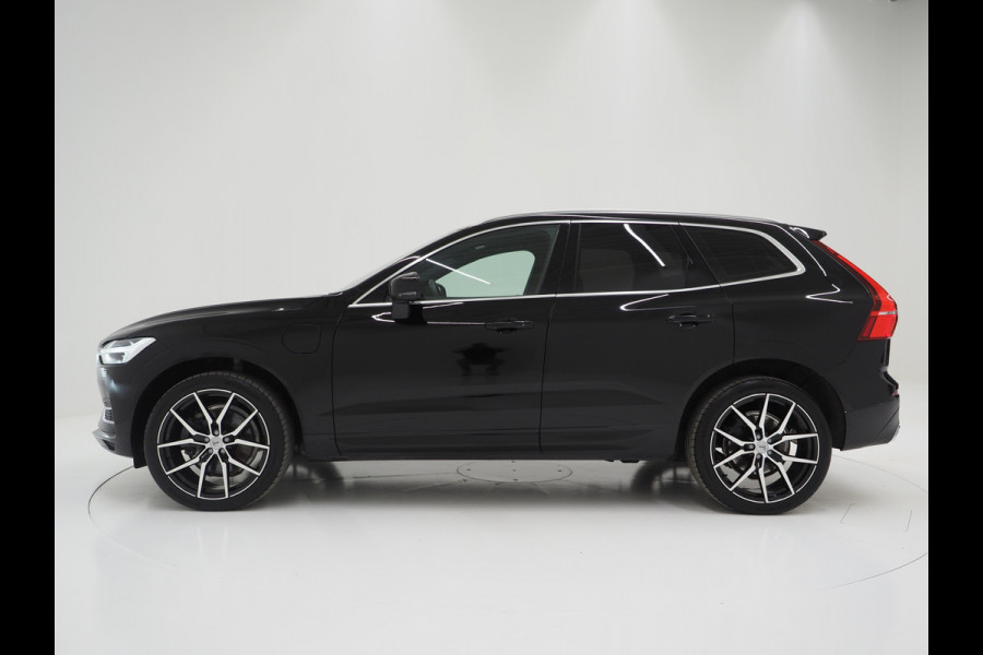 Volvo XC60 2.0 T8 Twin Engine AWD | Styling Kit | Panoramadak | Pilot Assist | Harman Kardon | Head UP