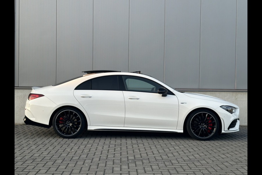 Mercedes-Benz CLA-Klasse AMG 35 4MATIC 2023 FULL PANO NAVI SFEER ELEK PAKKET