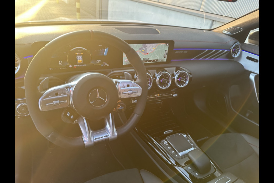 Mercedes-Benz CLA-Klasse AMG 35 4MATIC 2023 FULL PANO NAVI SFEER ELEK PAKKET