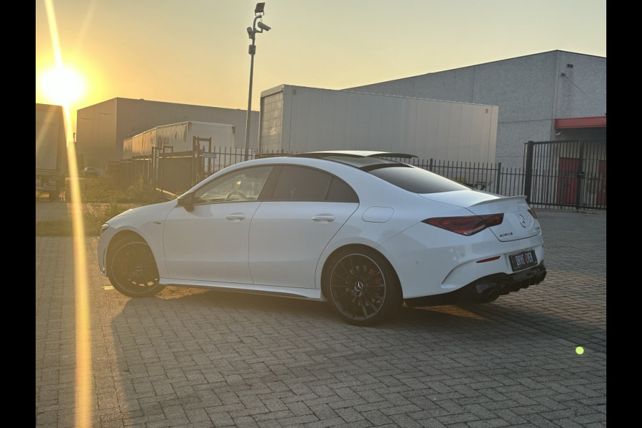 Mercedes-Benz CLA-Klasse AMG 35 4MATIC 2023 FULL PANO NAVI SFEER ELEK PAKKET