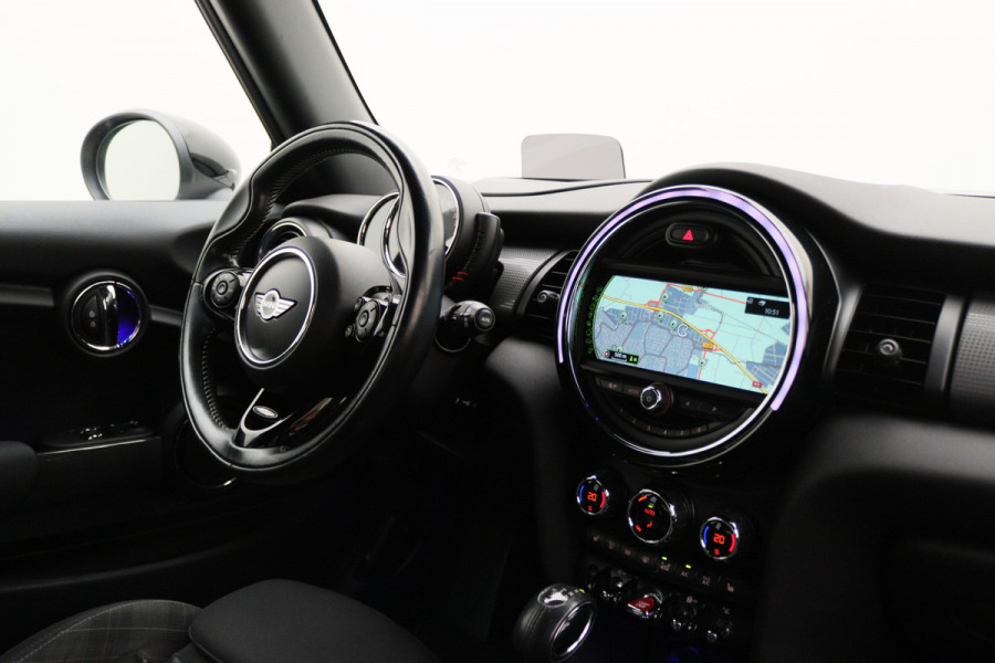 MINI Mini 1.5 Cooper Chili Climate, Head-Up, Camera, Navigatie, Bluetooth, PDC, 18''