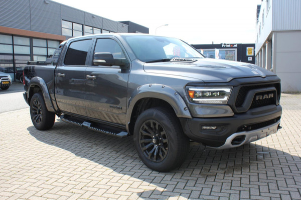 Dodge Ram 1500 Rebel 5.7 V8 4x4 Crew Cab LPG