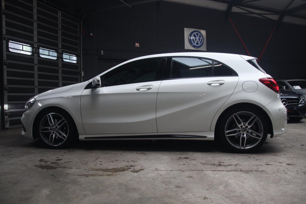 Mercedes-Benz A-Klasse 180 AMG ALCANTARA-CAMERA-XENON-SFEER