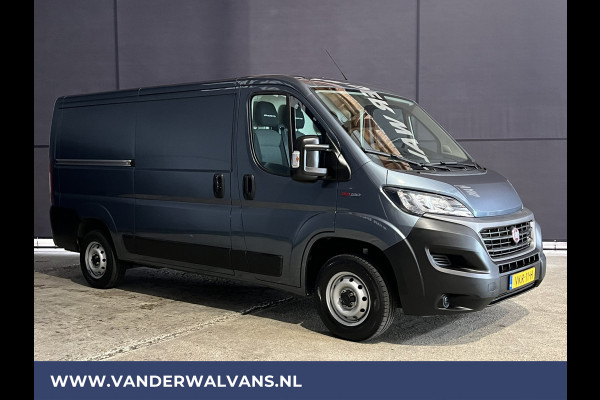 Fiat Ducato 2.3 MultiJet 120pk L2H1 inrichting Euro6 Airco | Navigatie | Camera | 2500kg Trekhaak Cruisecontrol, Bijrijdersbank