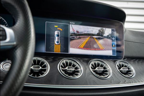 Mercedes-Benz E-Klasse Coupé 200 AMG Panoramadak Leer Navi Widescreen Ambient Camera 20''LM