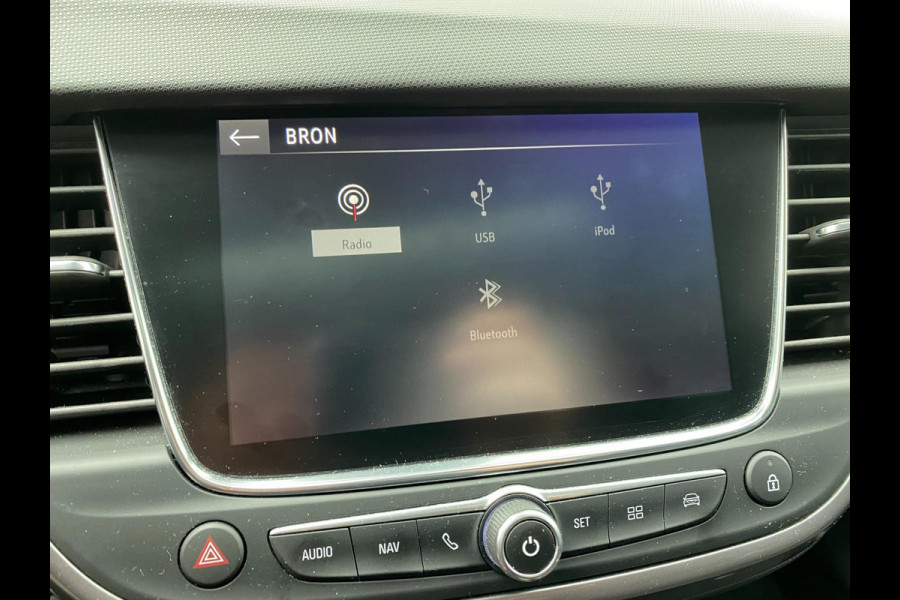 Opel Crossland X 1.2 TURBO Ultimate PANO NAVI CARPLAY TREKHAAK 1e Eigenaar