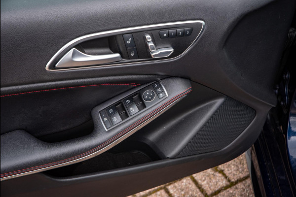 Mercedes-Benz A-Klasse AMG 45 4MATIC Aeropack Panoramadak Schaalstoelen Adapt. Cruise Keyless