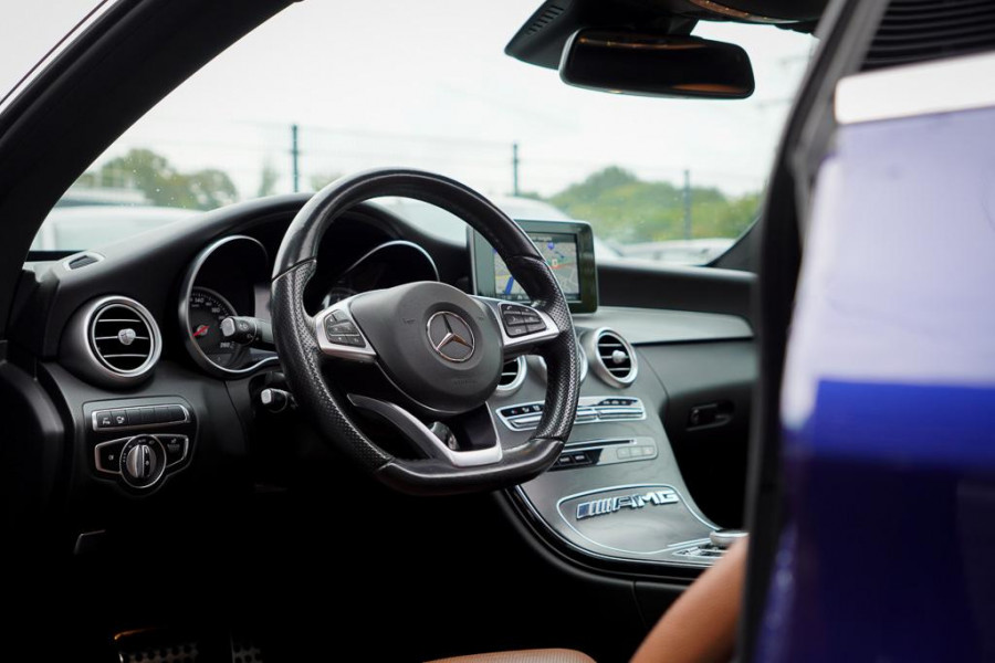 Mercedes-Benz C-Klasse Coupé 200 Premium Plus / AMG / Pano / Leder / NL Auto / 1e Eigenaar