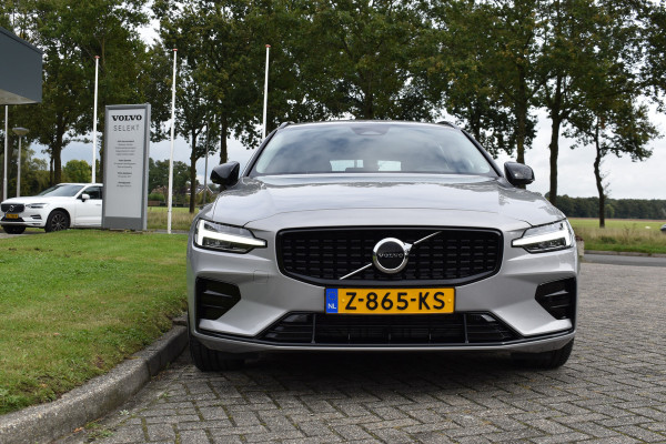 Volvo V60 B4 211PK Automaat Plus Dark | Trekhaak | Blis | ACC | Leder | Stuurverwarming | Camera | Elektr. stoel