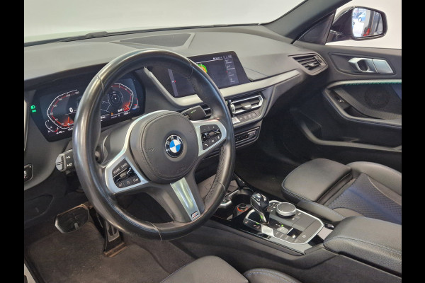 BMW 2 Serie Gran Coupé 218i Executive Edition Panoramadak, Navigatie, 18 LMV, Cruise control/ACC, M-Desigin 2 jaar garantie mogelijk* (vraag naar de voorwaarden)