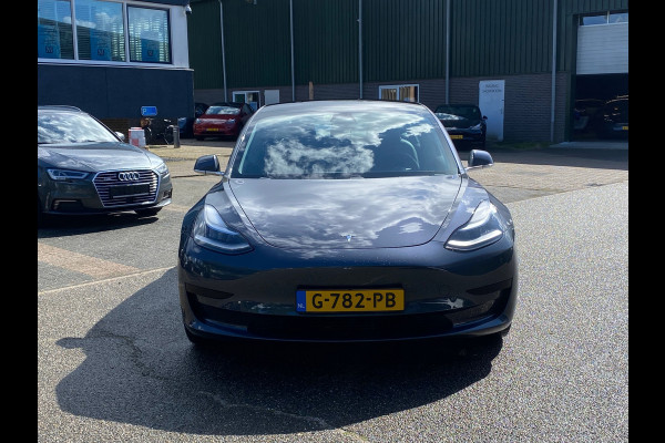 Tesla Model 3 Standard RWD Plus 60 kWh ORG. NL. NAP KM. | TREKHAAK MET 1000KG TREKGEWICHT | RIJKLAAR INCL. 12 MND. BOVAGGARANTIE