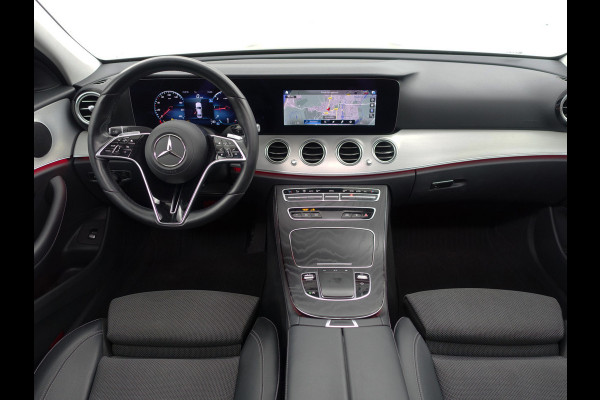 Mercedes-Benz E-Klasse 200 AMG Night Edition 9G Aut- Panoramadak I  Sfeerverlichting I  Sport Leder Interieur I Camera