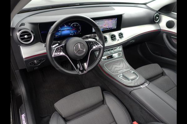 Mercedes-Benz E-Klasse 200 AMG Night Edition 9G Aut- Panoramadak I  Sfeerverlichting I  Sport Leder Interieur I Camera