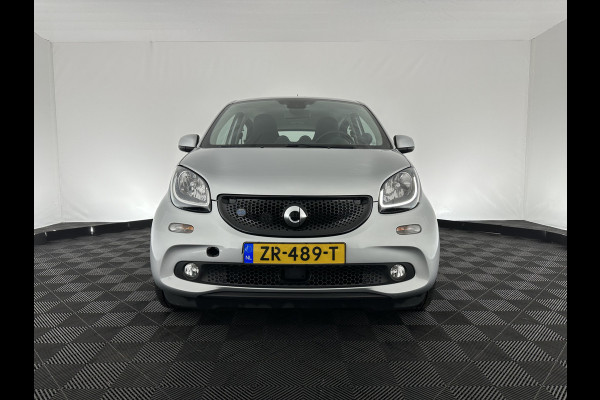 Smart Forfour EQ Business Solution (INCL-BTW) Aut. *NAVI-FULLMAP | VOLLEDER | ECC | CRUISE | COMFORT-SEATS | 15"ALU*